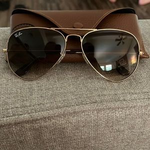 Ray-Ban classic aviator glasses